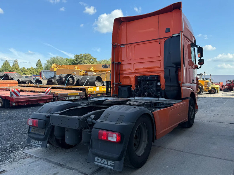 DAF XF 450 4X2 EURO 6 SKIRTS STANDKLIMA - Tracteur routier: photos 4 DAF XF 450 4X2 EURO 6 SKIRTS STANDKLIMA - Tracteur routier: photos 4
