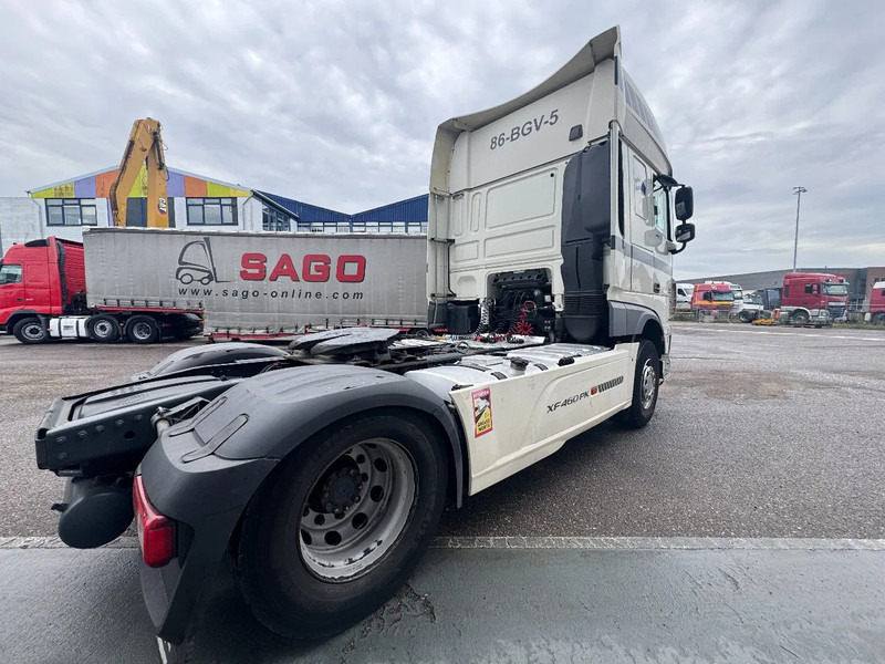 DAF XF 460 4X2 EURO 6 MX ENGINE BRAKE SKIRTS AIRCO - Tracteur routier: photos 4 DAF XF 460 4X2 EURO 6 MX ENGINE BRAKE SKIRTS AIRCO - Tracteur routier: photos 4