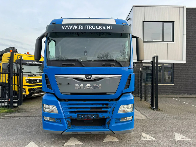 MAN TGX 26.460 6X2 EURO 6 - Tracteur routier: photos 2 MAN TGX 26.460 6X2 EURO 6 - Tracteur routier: photos 2