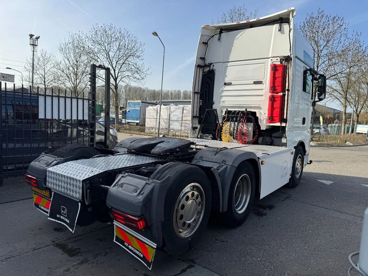 MAN TGX 26.500 6X2 - EURO 6 + LIFTING AXLE - Tracteur routier: photos 4 MAN TGX 26.500 6X2 - EURO 6 + LIFTING AXLE - Tracteur routier: photos 4
