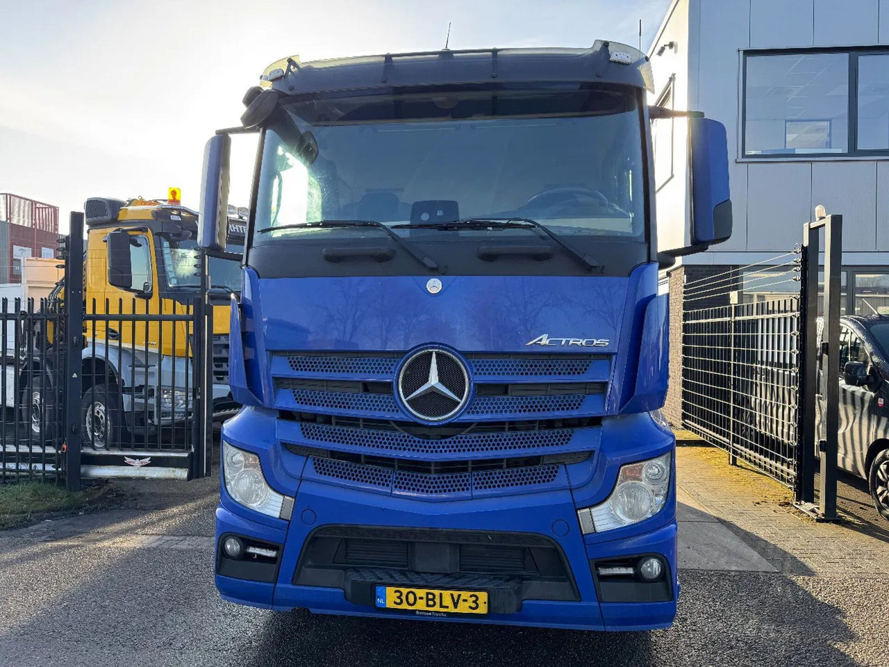 Mercedes-Benz Actros 1836 4X2 - EURO 6 + TÜV 09-2025 - Tracteur routier: photos 2 Mercedes-Benz Actros 1836 4X2 - EURO 6 + TÜV 09-2025 - Tracteur routier: photos 2