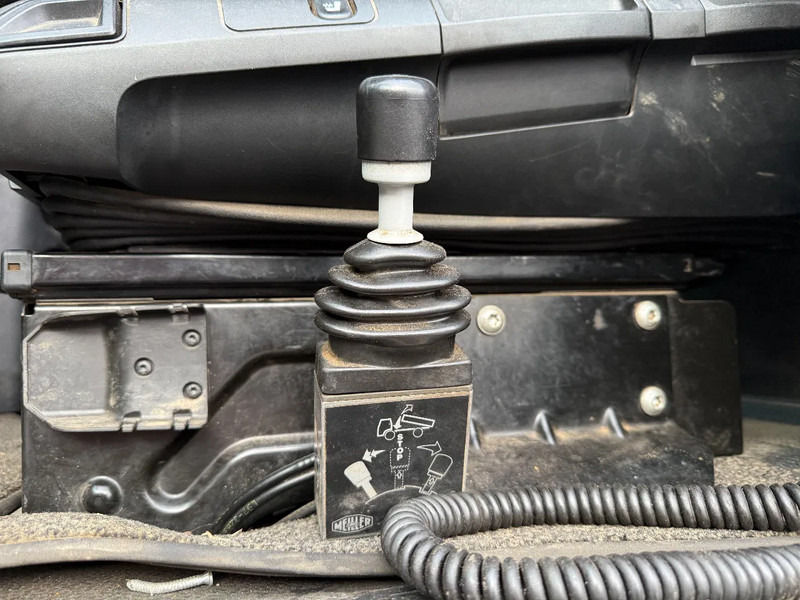 Tracteur routier Mercedes-Benz Arocs 2553 6X4H + TIPPER HYDRAULICS: photos 13 Tracteur routier Mercedes-Benz Arocs 2553 6X4H + TIPPER HYDRAULICS: photos 13