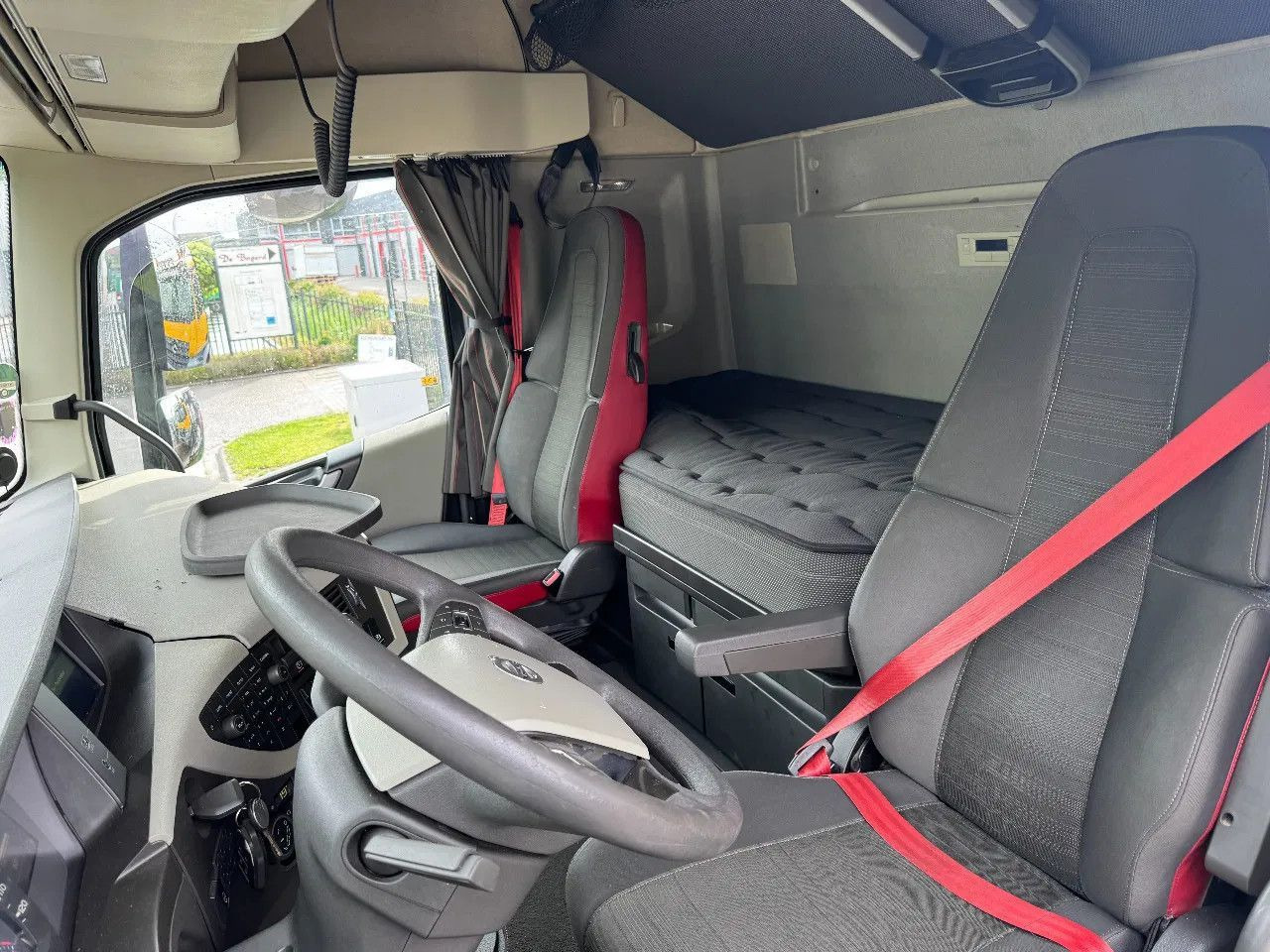 Tracteur routier Volvo FH 460 4X2 EURO 6 STANDKLIMA 2 UNITS: photos 14