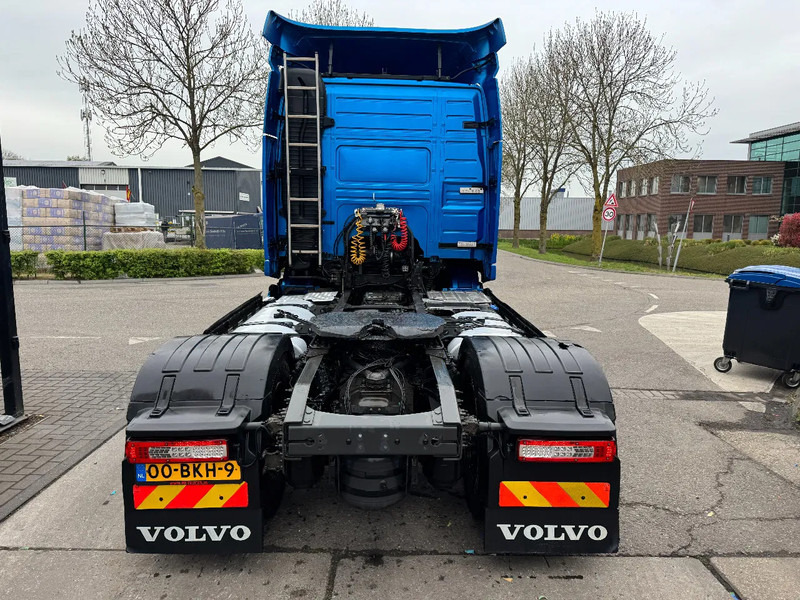 Volvo FM 370 4X2 EURO 6 SKIRTS TÜV TILL 10-2025 - Tracteur routier: photos 5 Volvo FM 370 4X2 EURO 6 SKIRTS TÜV TILL 10-2025 - Tracteur routier: photos 5