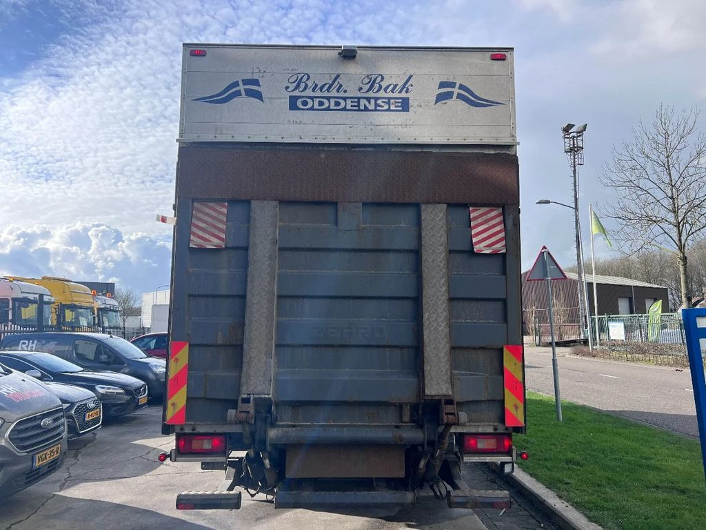 Volvo FM 370 4X2 EURO5 720x250x273 LOAD-LIFT - Camion à rideaux coulissants: photos 5 Volvo FM 370 4X2 EURO5 720x250x273 LOAD-LIFT - Camion à rideaux coulissants: photos 5