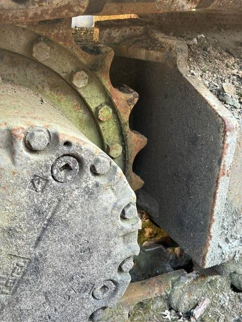 Komatsu PC 210 LC-8 - Pelle sur chenille: photos 4 Komatsu PC 210 LC-8 - Pelle sur chenille: photos 4