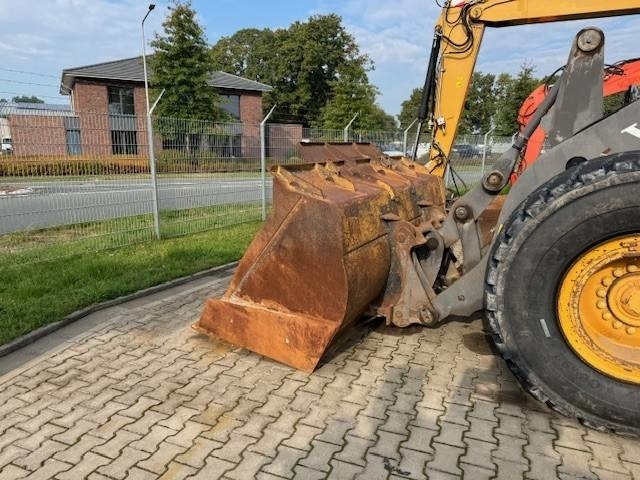 Volvo L 90 F - Chargeuse sur pneus: photos 2 Volvo L 90 F - Chargeuse sur pneus: photos 2
