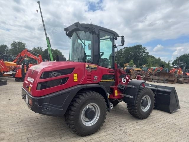 Yanmar V 80-5 - Chargeuse sur pneus: photos 3 Yanmar V 80-5 - Chargeuse sur pneus: photos 3