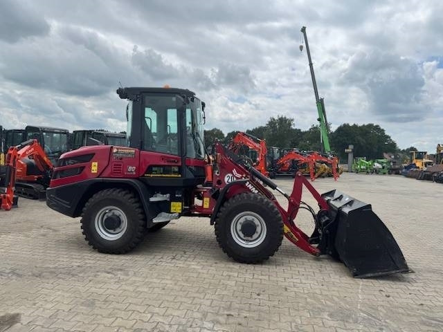 Yanmar V 80-5 - Chargeuse sur pneus: photos 2 Yanmar V 80-5 - Chargeuse sur pneus: photos 2