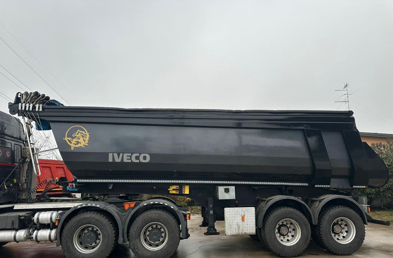 Semi rimorchio ribaltabile Minerva - Semi-remorque benne: photos 4 Semi rimorchio ribaltabile Minerva - Semi-remorque benne: photos 4