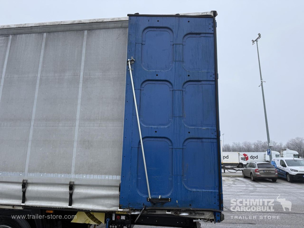 KRONE Curtainsider Standard - Semi-remorque rideaux coulissants: photos 2 KRONE Curtainsider Standard - Semi-remorque rideaux coulissants: photos 2