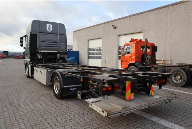 MAN TGX 18.480 Eftermonteret partikelfilter - Camion porte-conteneur/ Caisse mobile: photos 3 MAN TGX 18.480 Eftermonteret partikelfilter - Camion porte-conteneur/ Caisse mobile: photos 3
