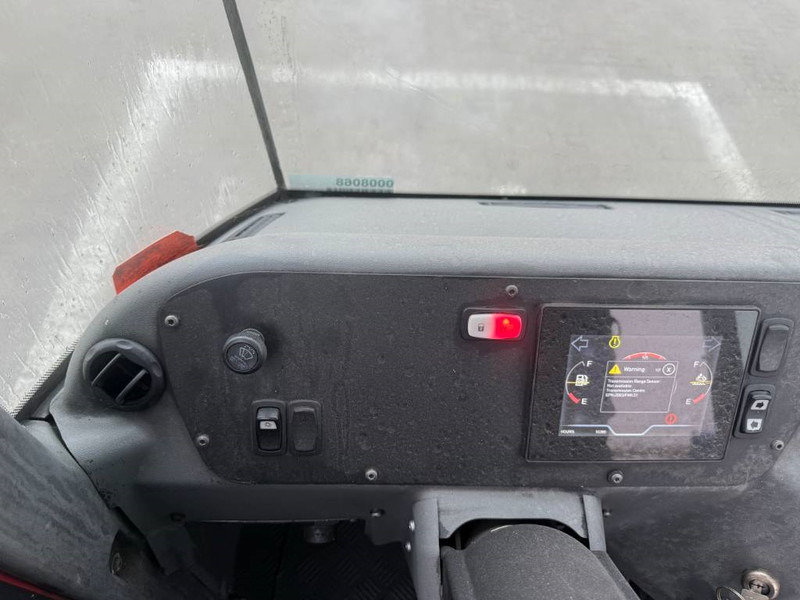 Crédit-bail de Kalmar Terminal tractor / Terminal-Zugmaschine / Kalmar Terminal tractor / Terminal-Zugmaschine /: photos 12 Crédit-bail de Kalmar Terminal tractor / Terminal-Zugmaschine / Kalmar Terminal tractor / Terminal-Zugmaschine /: photos 12