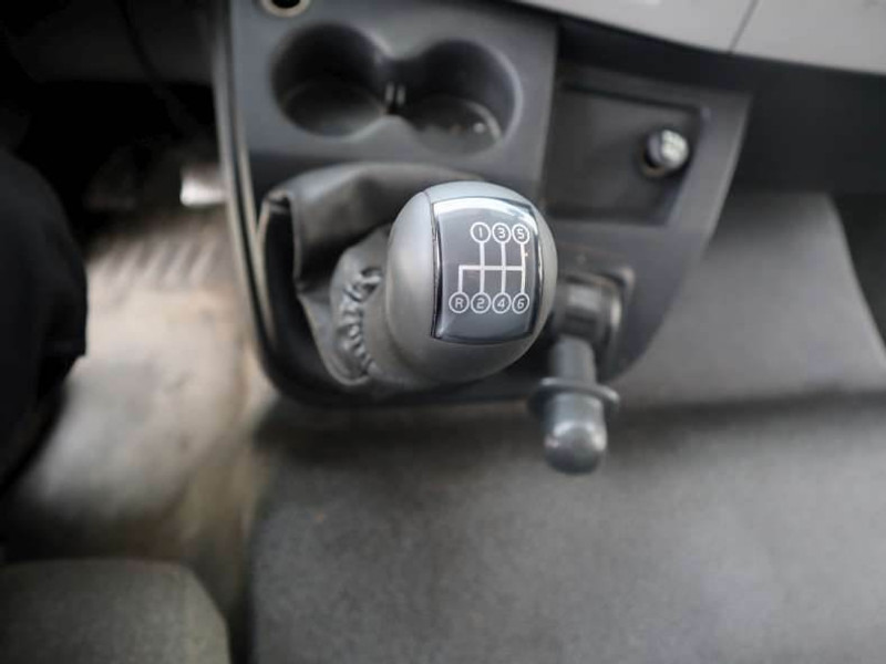 Camion à rideaux coulissants Volvo FL 240 EURO 6: photos 11