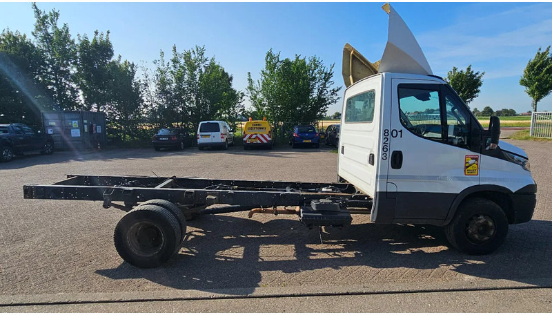 Iveco Daily IS70C12BA - Châssis cabine: photos 4 Iveco Daily IS70C12BA - Châssis cabine: photos 4