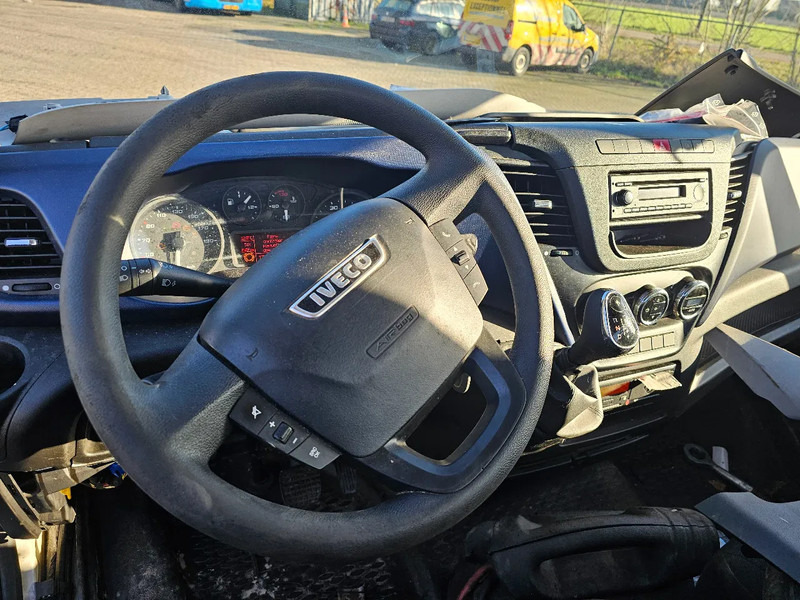 Châssis cabine Iveco Daily IS70C12BA: photos 10