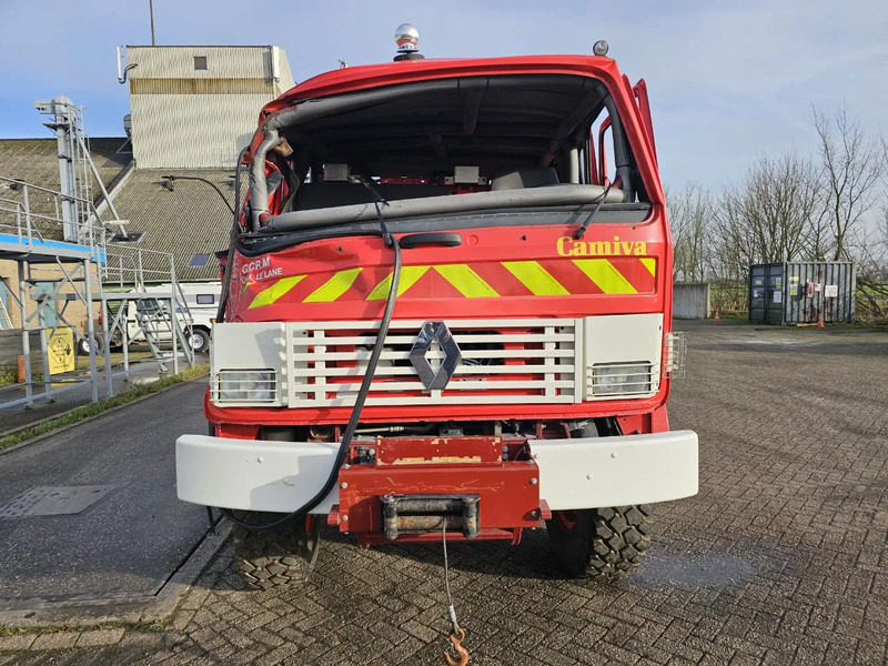 Renault Midliner 180 4x4 - Camion de pompier: photos 2 Renault Midliner 180 4x4 - Camion de pompier: photos 2