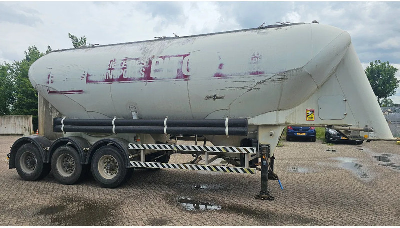 SPITZER Eurovrac Silo 43m3 - Semi-remorque citerne: photos 2 SPITZER Eurovrac Silo 43m3 - Semi-remorque citerne: photos 2