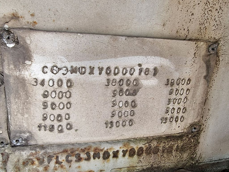 Semi-remorque plateau Titan Mercedes Axle - Disc brakes: photos 15 Semi-remorque plateau Titan Mercedes Axle - Disc brakes: photos 15