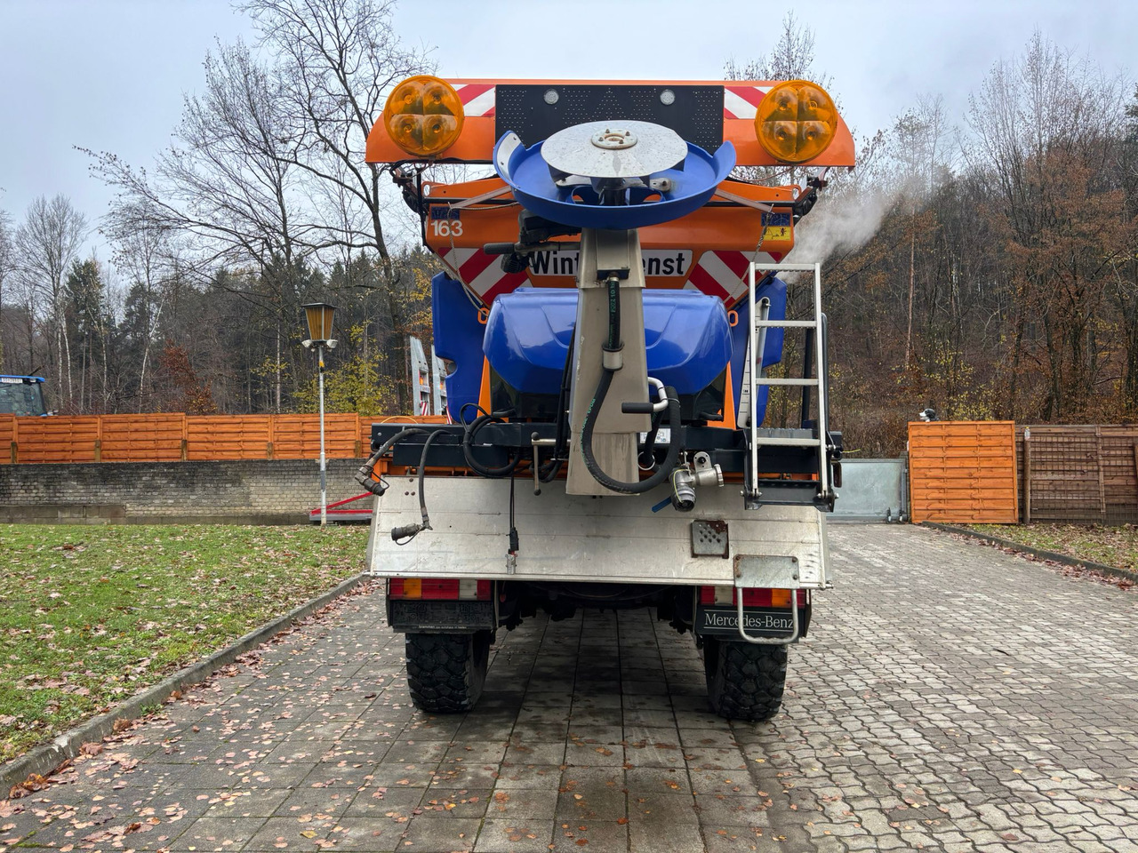 MERCEDES-BENZ Unimog U400 - Camion: photos 5 MERCEDES-BENZ Unimog U400 - Camion: photos 5