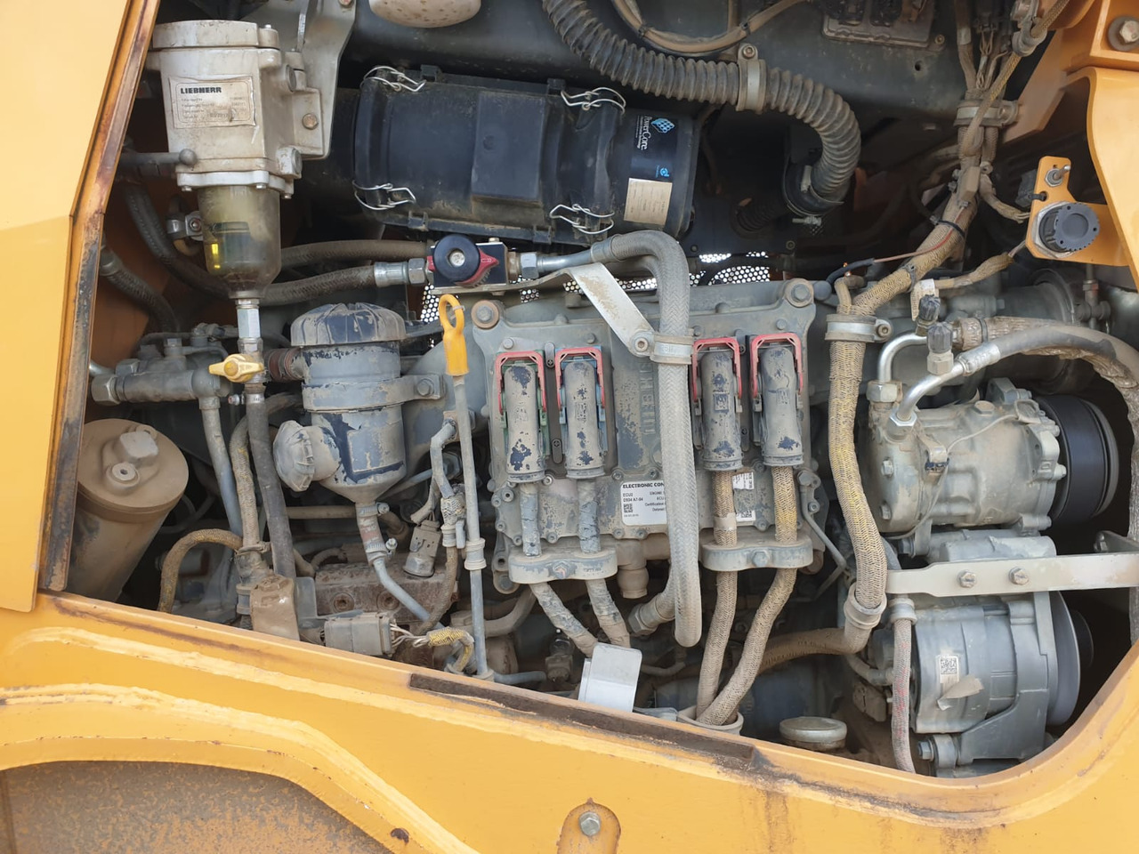 Bulldozer LIEBHERR PR 726 LGP: photos 11 Bulldozer LIEBHERR PR 726 LGP: photos 11