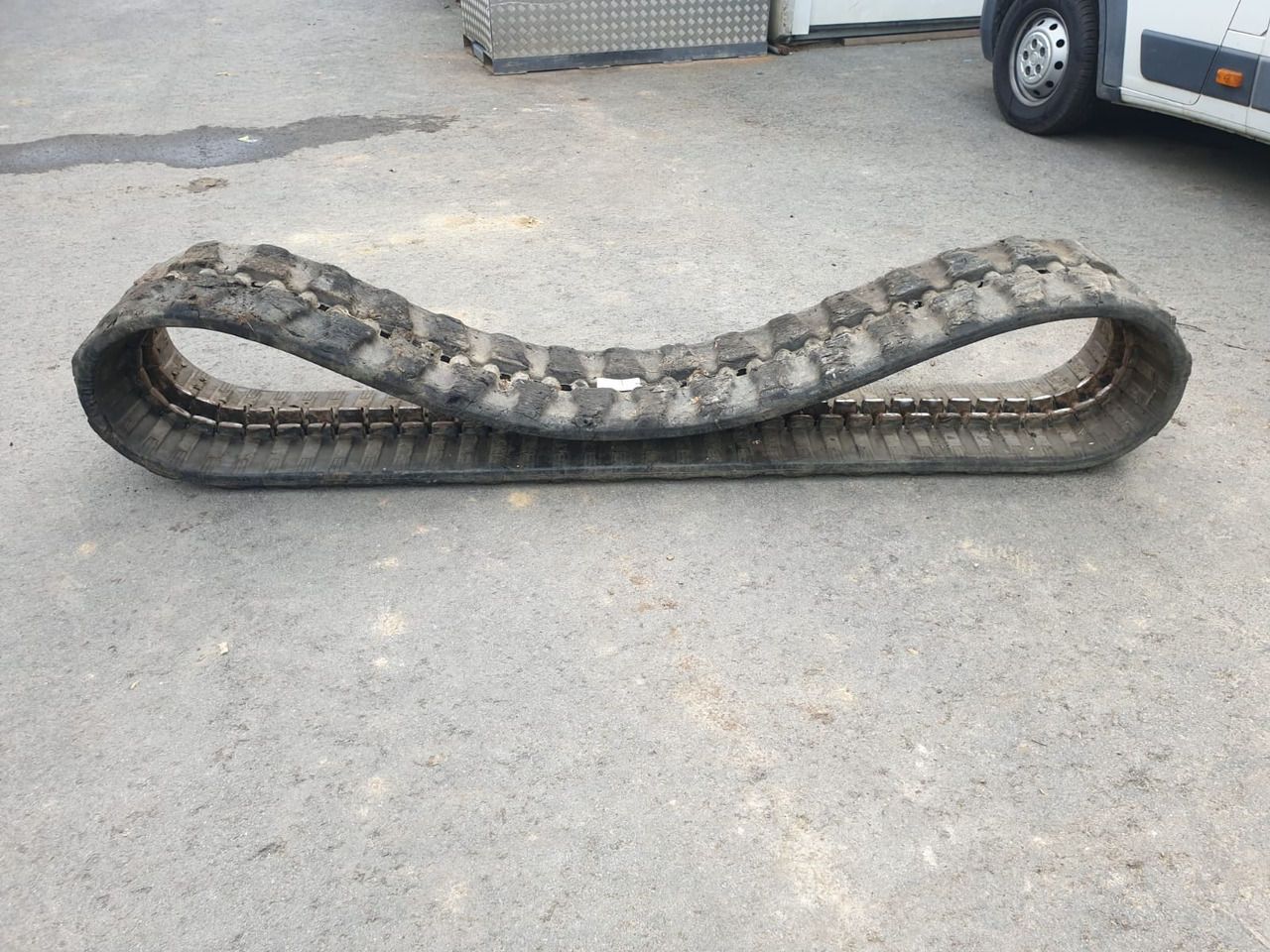 Rubber track used for Wacker Neuson 50Z3 - Pièces de rechange pour Mini pelle: photos 1 Rubber track used for Wacker Neuson 50Z3 - Pièces de rechange pour Mini pelle: photos 1