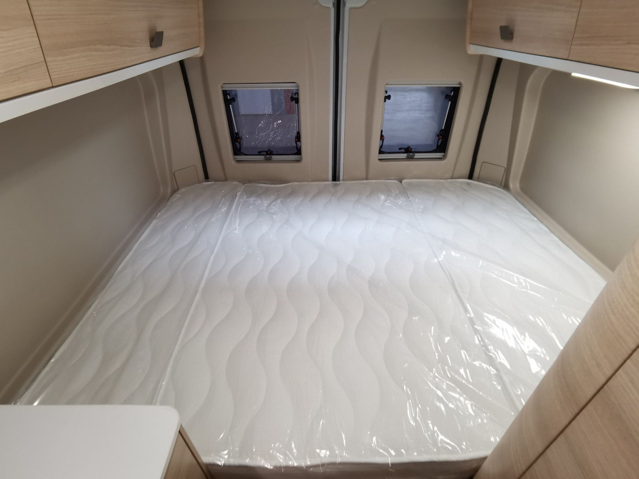 Fourgon aménagé Chausson V594 FIRST LINE / -2025- /140PS/ ZUBEHÖR - PAKET: photos 17