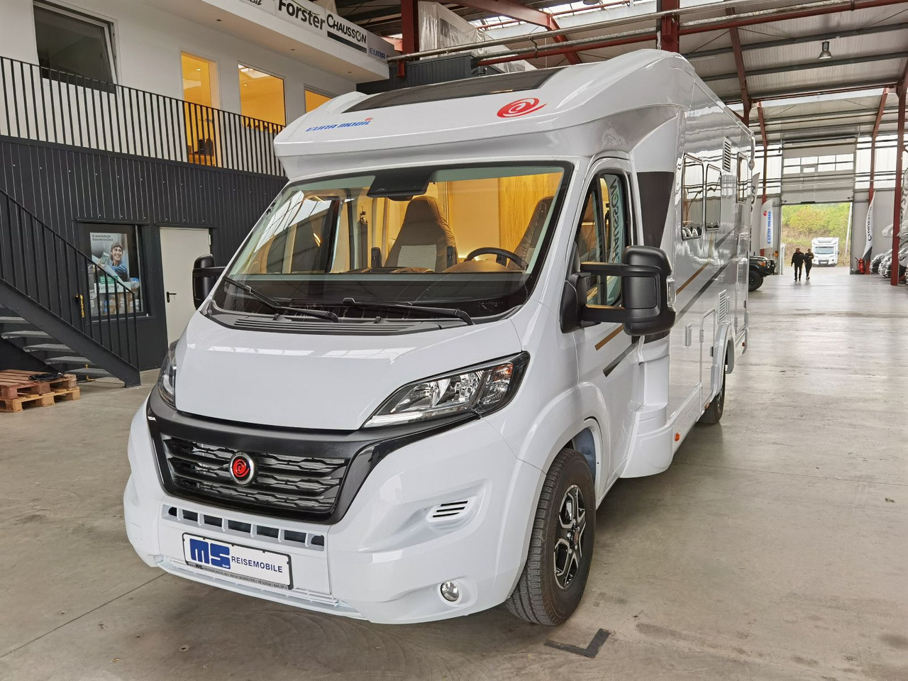 Crédit-bail de  Eura Mobil PROFILA T 695 EB / 140PS/ MONDIAL / EINZELBETTEN Eura Mobil PROFILA T 695 EB / 140PS/ MONDIAL / EINZELBETTEN: photos 7