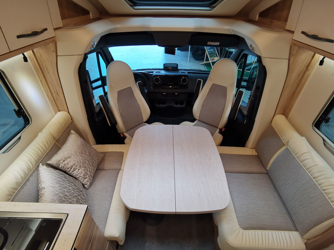 Camping-car profilé Eura Mobil PROFILA T 726 QF FREESTYLE / SONDERMODELL 2026: photos 14 Camping-car profilé Eura Mobil PROFILA T 726 QF FREESTYLE / SONDERMODELL 2026: photos 14