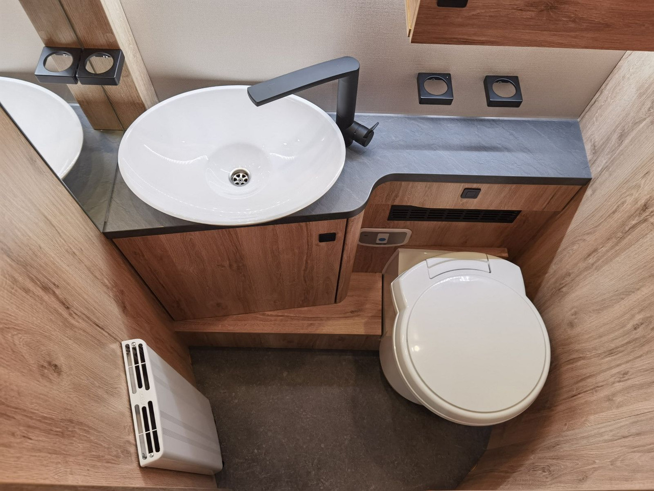 Camping-car profilé Eura Mobil PROFILA T 726 QF FREESTYLE / SONDERMODELL 2026: photos 22 Camping-car profilé Eura Mobil PROFILA T 726 QF FREESTYLE / SONDERMODELL 2026: photos 22