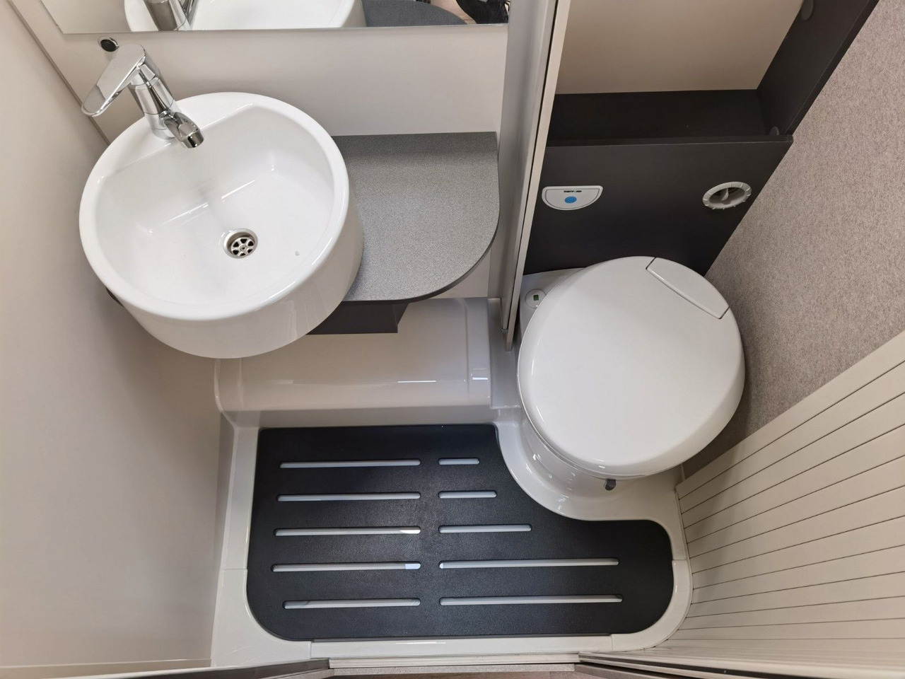 Camping-car profilé Forster T 599 HBN COUPÈ /-MODELL 2026- / 165PS-AUTOMATIK: photos 21