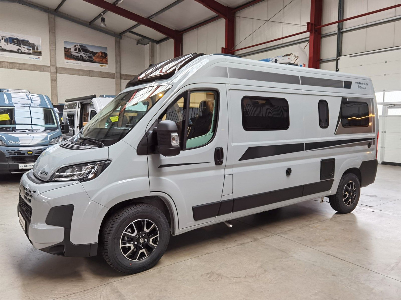 Crédit-bail de  Karmann DEXTER 580 /- 2026 -/ SKY-ROOF & MULTIMEDIA Karmann DEXTER 580 /- 2026 -/ SKY-ROOF & MULTIMEDIA: photos 6