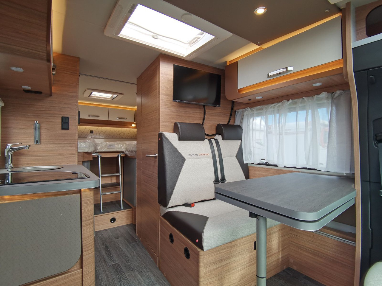 Camping-car profilé neuf Weinsberg CARACOMPACT 640 MEG EDITION-PEPPER /-MODELL 2025 Weinsberg CARACOMPACT 640 MEG EDITION-PEPPER /-MODELL 2025: photos 12