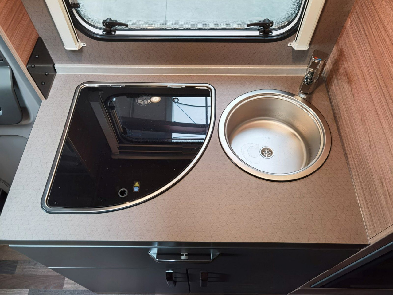 Camping-car capucine Weinsberg CARAHOME 600 DKG / 140PS / ETAGENBETTEN / 5xPERS: photos 20