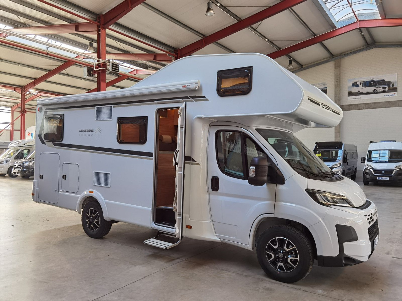 Camping-car capucine Weinsberg CARAHOME 650 DG / 140 PS / TOP - AUSSTATTUNG: photos 6 Camping-car capucine Weinsberg CARAHOME 650 DG / 140 PS / TOP - AUSSTATTUNG: photos 6