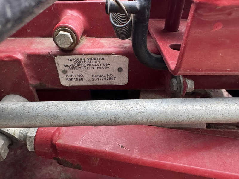 Motofaucheuse Ferris IS 2100Z Zero - Turn Zitmaaier / Parkmaaier / Cirkel maaier 130CM 2018 Benzine: photos 12