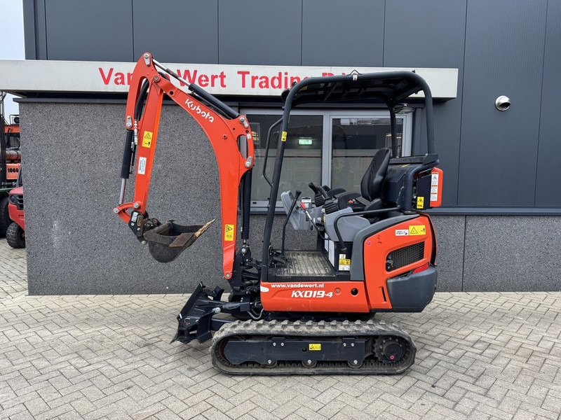 Kubota KX019-4 minigraver/graafmachine rups 1 bak 2020 LPG 45UUR Zeer net - Mini pelle: photos 2 Kubota KX019-4 minigraver/graafmachine rups 1 bak 2020 LPG 45UUR Zeer net - Mini pelle: photos 2