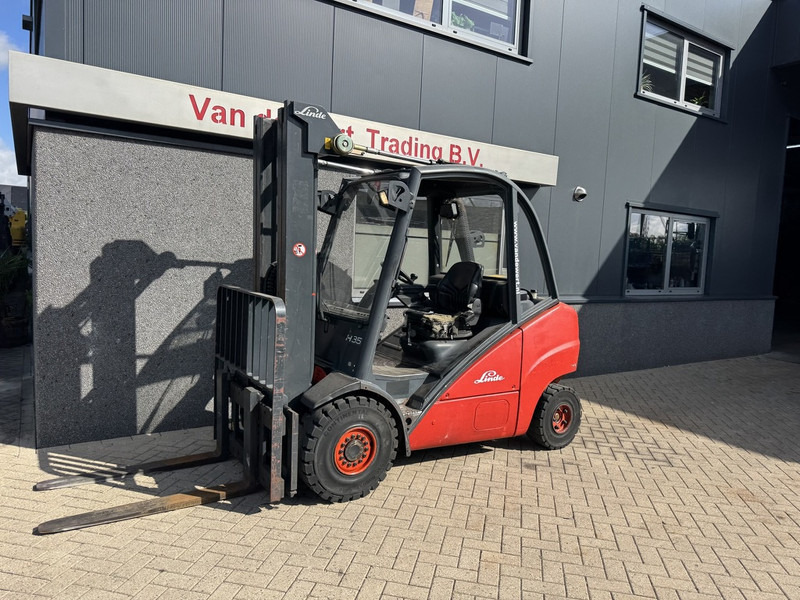 Linde H35D triplo550 Freelift / Sideshift 2007 VW DIESEL - Chariot élévateur diesel: photos 2 Linde H35D triplo550 Freelift / Sideshift 2007 VW DIESEL - Chariot élévateur diesel: photos 2