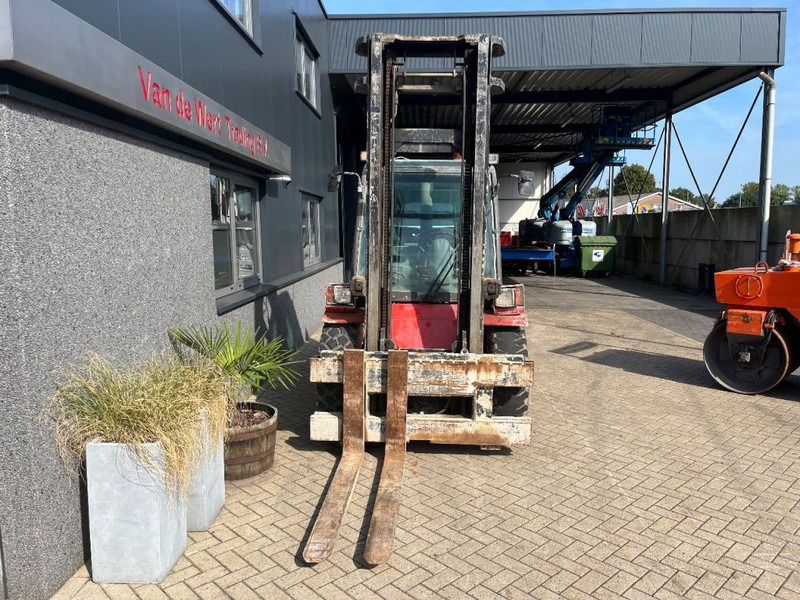 Manitou MSI50T MSI 50T duplo450 SIDESHIFT LUCHTBANDEN 2015 - Chariot élévateur diesel: photos 5 Manitou MSI50T MSI 50T duplo450 SIDESHIFT LUCHTBANDEN 2015 - Chariot élévateur diesel: photos 5
