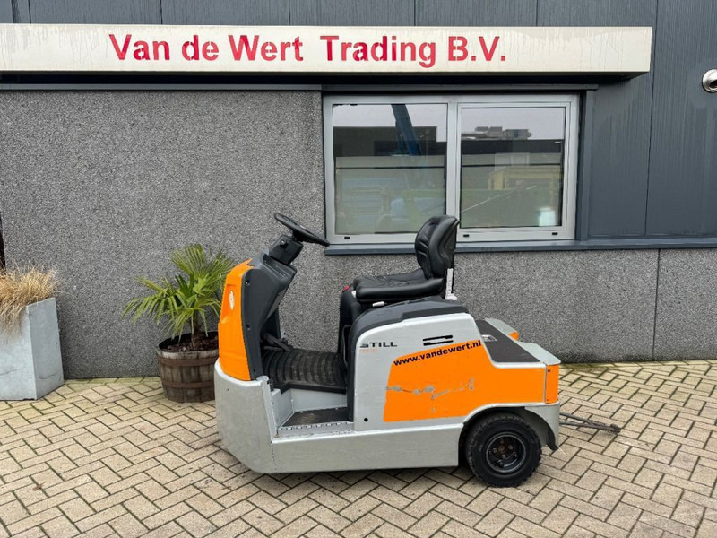 Still LTX70 Elektrische Trekker / Startkar / Voertuigtrekker 2017 Elektrisch ACCU 2019 Keuring 3/2024 - Chariot tracteur: photos 1 Still LTX70 Elektrische Trekker / Startkar / Voertuigtrekker 2017 Elektrisch ACCU 2019 Keuring 3/2024 - Chariot tracteur: photos 1