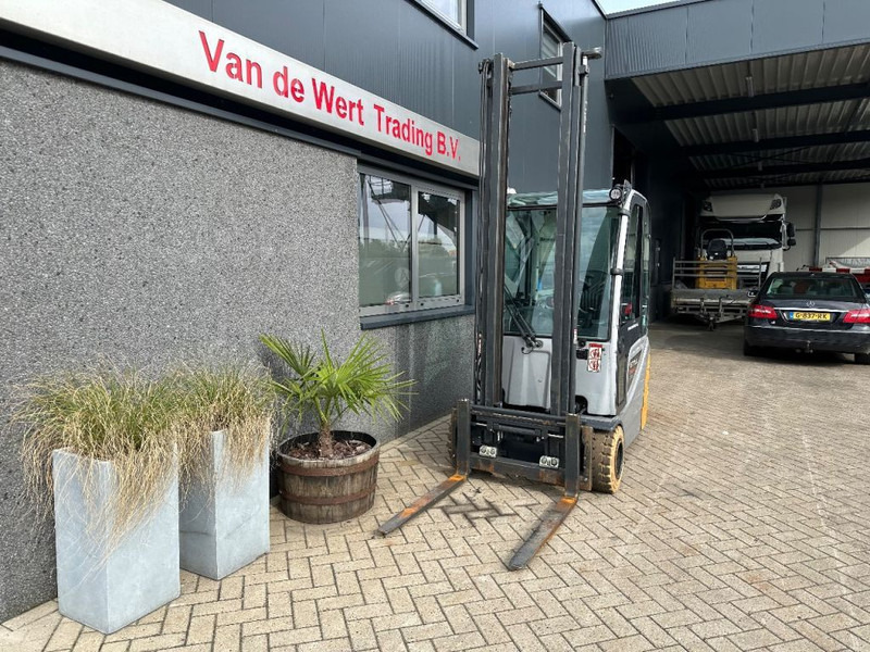 Still RX 20-20 - Chariot élévateur électrique: photos 5 Still RX 20-20 - Chariot élévateur électrique: photos 5