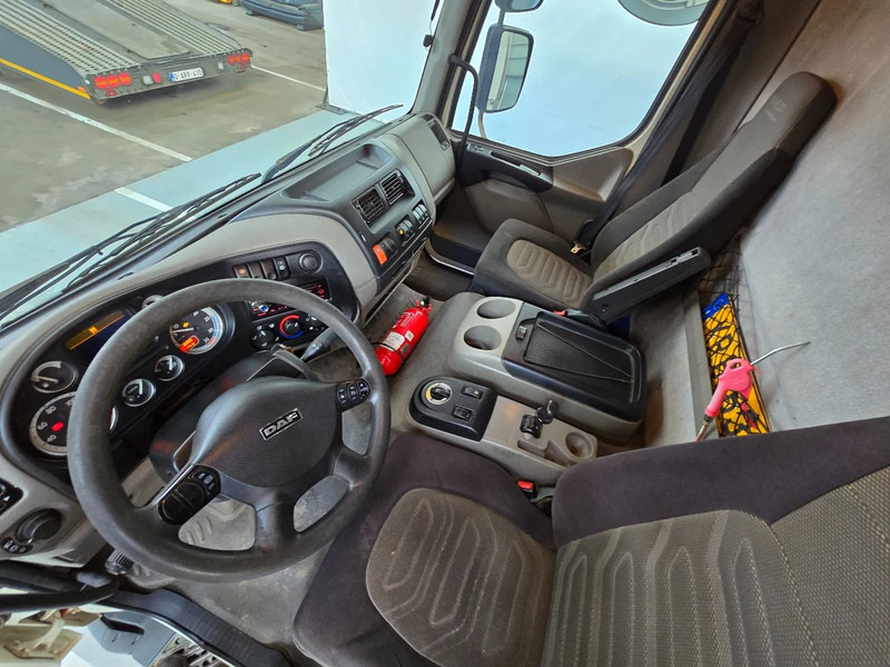 Camion frigorifique DAF LF 55.220 EURO 5 / CARRIER / MULTITEMPERATUUR / DHOLLANDIA: photos 9