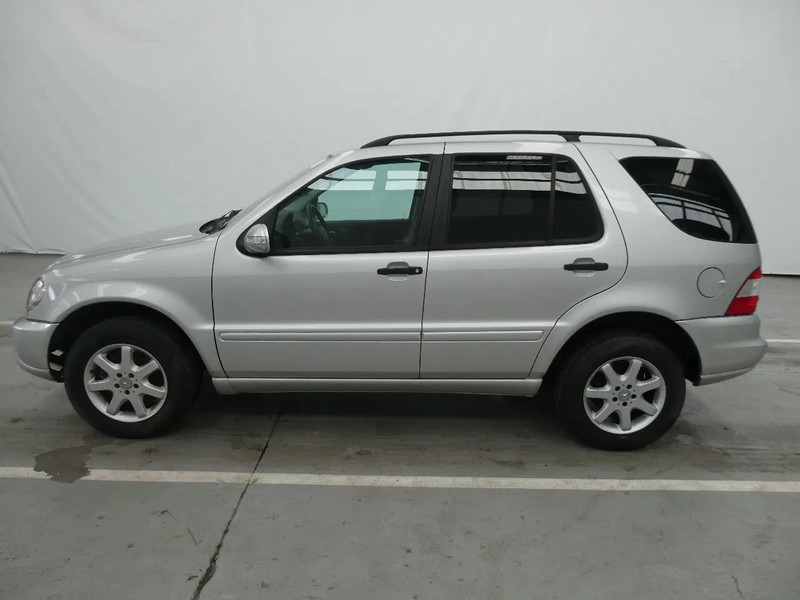 Mercedes-Benz M-Klasse ML 270 CDI 4x4 - SUV: photos 2 Mercedes-Benz M-Klasse ML 270 CDI 4x4 - SUV: photos 2