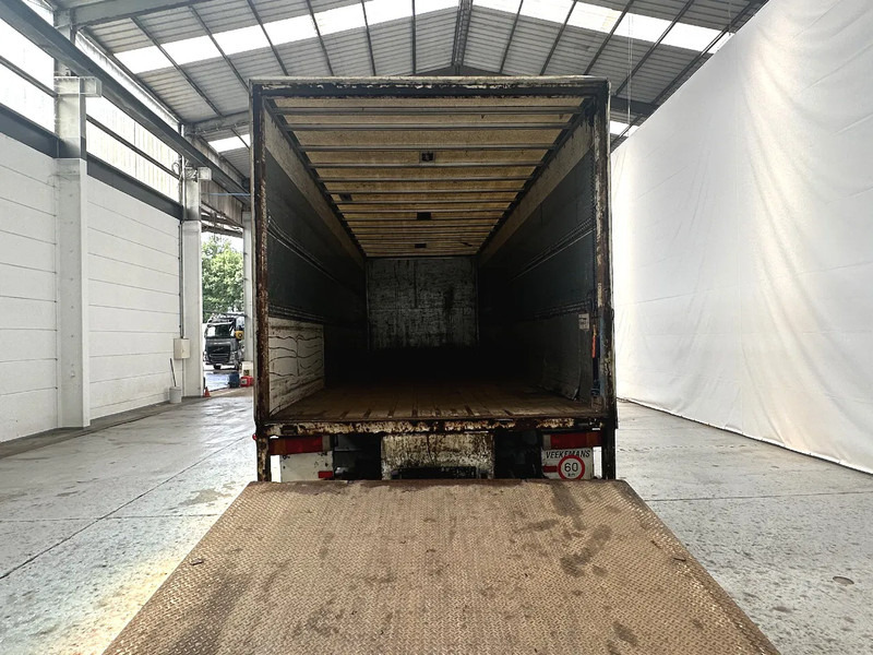 Renault Premium 220 / AIRCO - Camion fourgon: photos 5 Renault Premium 220 / AIRCO - Camion fourgon: photos 5