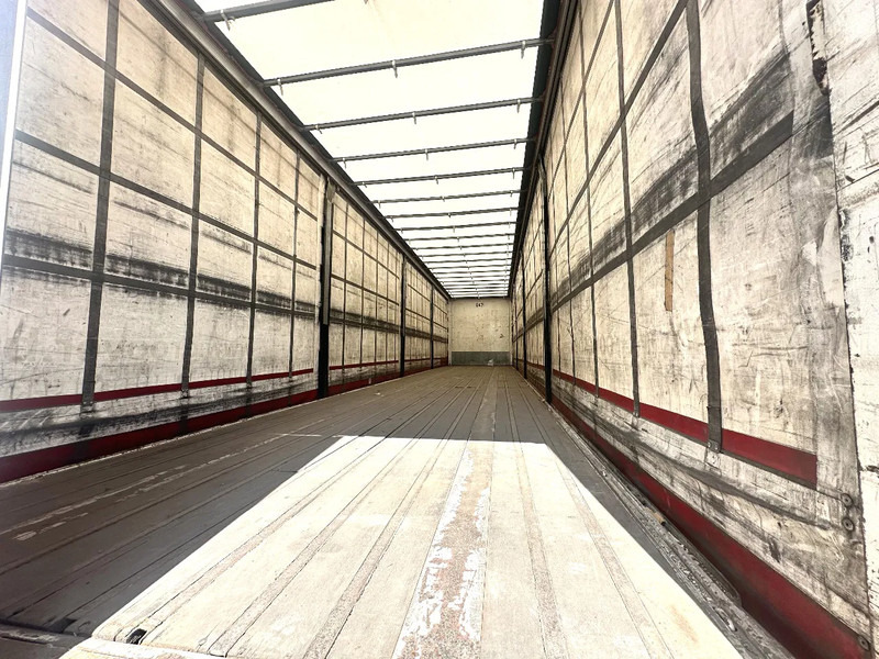 Renders ROC 12.27 - Semi-remorque rideaux coulissants: photos 5 Renders ROC 12.27 - Semi-remorque rideaux coulissants: photos 5