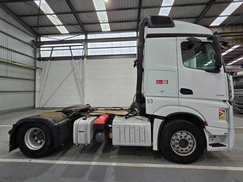 Mercedes-Benz Actros 2143 / PTO / AIRCO/ 10 ton vooras - Tracteur routier: photos 4 Mercedes-Benz Actros 2143 / PTO / AIRCO/ 10 ton vooras - Tracteur routier: photos 4