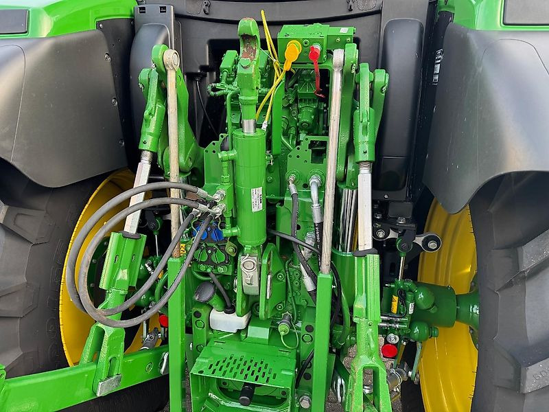 John Deere 6R110 AQ+ 40KM + VOORLADER 2023 465 UUR!!! - Tracteur agricole: photos 4 John Deere 6R110 AQ+ 40KM + VOORLADER 2023 465 UUR!!! - Tracteur agricole: photos 4