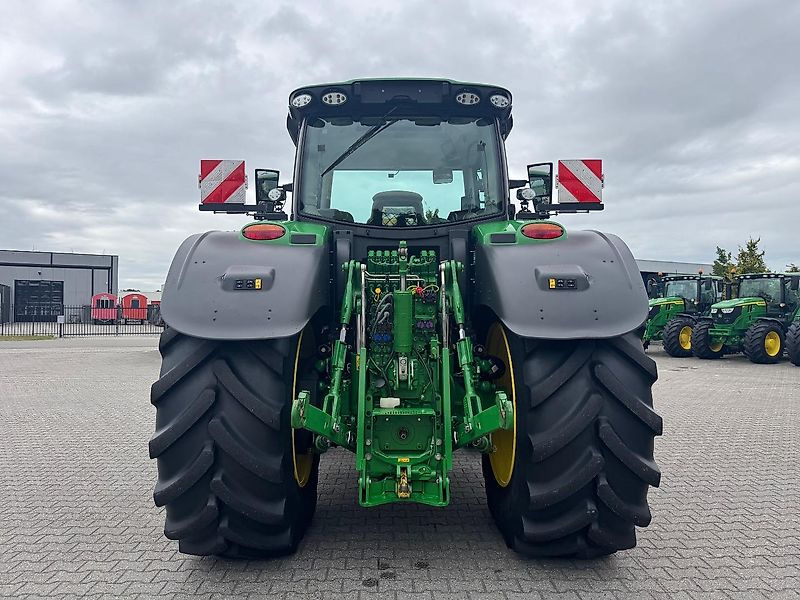 John Deere 6R215 AP 50KM COMMAND-PRO G5-Plus 2024 FH+FA!!! - Tracteur agricole: photos 3 John Deere 6R215 AP 50KM COMMAND-PRO G5-Plus 2024 FH+FA!!! - Tracteur agricole: photos 3