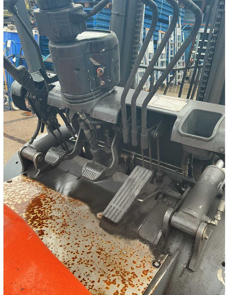 1995 TOYOTA 02 6FDF 30 FORKLIFT - Chariot élévateur: photos 4 1995 TOYOTA 02 6FDF 30 FORKLIFT - Chariot élévateur: photos 4