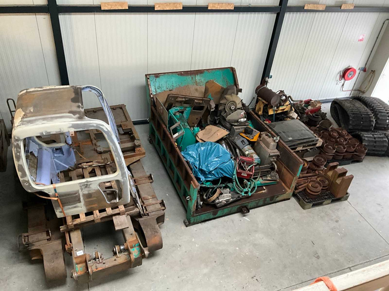 2001 KOMATSU CD 60-R ROTARY TRACK DUMPER - Mini tombereau: photos 4 2001 KOMATSU CD 60-R ROTARY TRACK DUMPER - Mini tombereau: photos 4